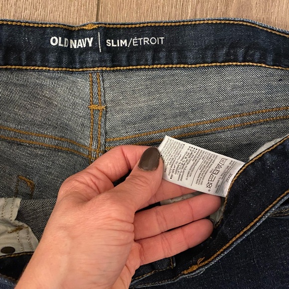 Men’s Old navy slim (left photo) and super skinny (right photo). Dark rinse. - Picture 2 of 3